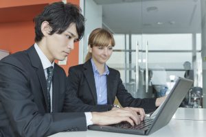 製薬英語必修フレーズ2：メール質問に回答する