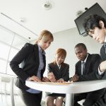 製薬英語必修フレーズ7:会議を設定する(目的と都合確認)